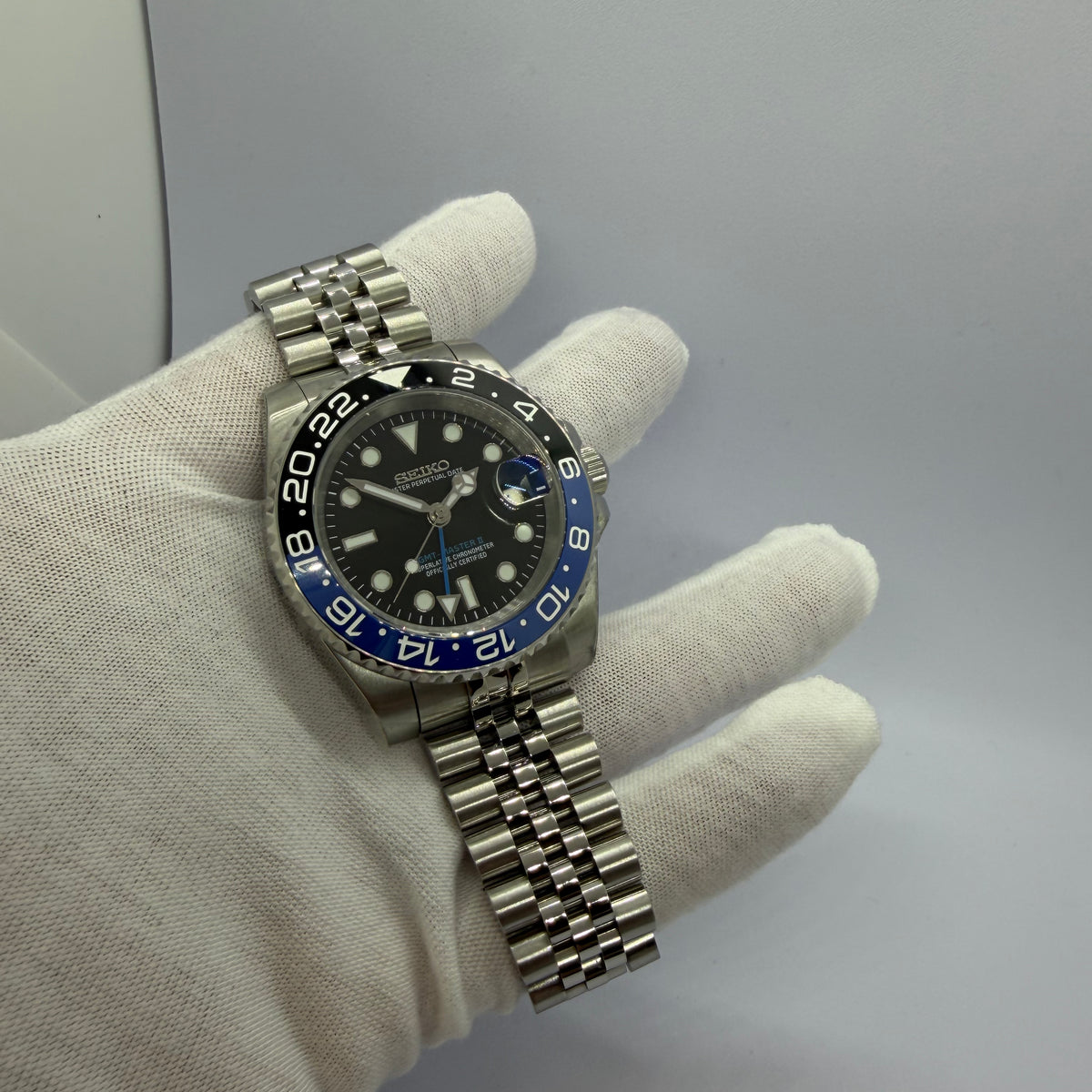 Batman GMT Mod — Limitless Luxury Seiko mod